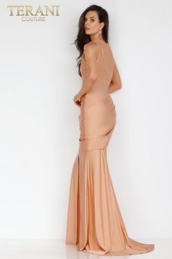 Style 231P0134 Terani Couture Nude Size 2 Prom Tall Height Side slit Dress on Queenly