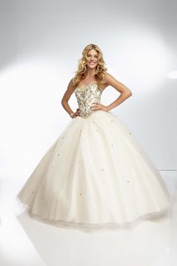Style 95018 MoriLee White Size 14 Plus Size Pageant Mori Lee Ball gown on Queenly