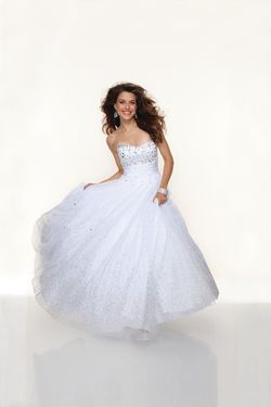 Style 93045 MoriLee White Size 8 Quinceanera Mori Lee Cotillion Floor Length Bridgerton Ball gown on Queenly