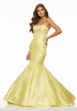 Style 43019 MoriLee Yellow Size 8 Prom Military Mermaid Dress on Queenly