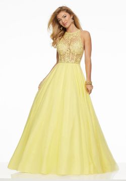 Style 43018 MoriLee Yellow Size 24 Tulle 43018 Floor Length Ball gown on Queenly
