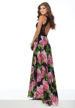 Style 42016 MoriLee Multicolor Size 6 Tall Height Prom Keyhole Ball gown on Queenly