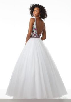 Style 42013 MoriLee White Size 00 A-line Tall Height Floor Length Tulle Ball gown on Queenly