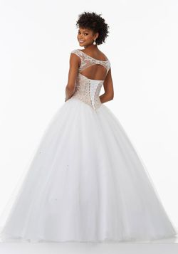 Style 99078 MoriLee White Size 0 Keyhole Tall Height Sleeves Ball gown on Queenly