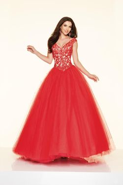 Style 98124 MoriLee Red Size 0 Floor Length Mori Lee Quinceanera Ball gown on Queenly