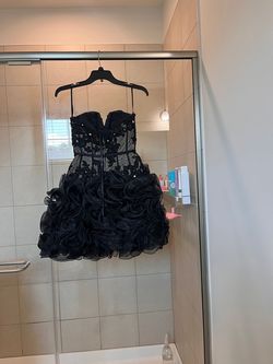 Sherri Hill Black Size 0 Strapless Cocktail Dress on Queenly