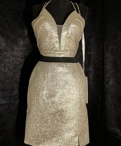 MoriLee Gold Size 0 Mori Lee Midi Cocktail Dress on Queenly