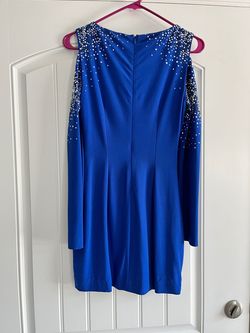 Cache Blue Size 2 Sleeves Mini Homecoming Cocktail Dress on Queenly