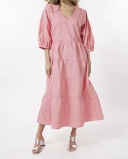 Style 1-2582346554-1498 ESQUALO Pink Size 4 V Neck Cocktail Dress on Queenly