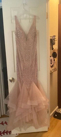 Terani Couture Nude Size 6 Medium Height Jersey V Neck Mermaid Dress on Queenly