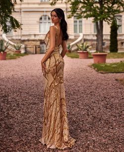 Style Luna Alamour The Label Gold Size 00 Military Ball Prom Mermaid Dress on Queenly
