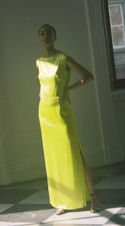 Kamperett Yellow Size 0 Floor Length Wedding Guest Silk Square A-line Dress on Queenly