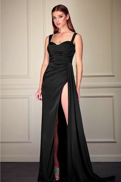 Style TR59314 Bicici & Coty Black Size 0 Satin Straight Sweetheart Side slit Dress on Queenly