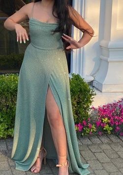 Windsor Green Size 8 Plunge Free Shipping Side slit Dress on Queenly
