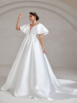 Style FSWD8112 Faeriesty White Size 4 Floor Length Backless Satin Straight Dress on Queenly