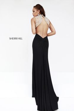 Style 21355 Sherri Hill Black Size 4 Velvet Medium Height High Neck Mermaid Dress on Queenly