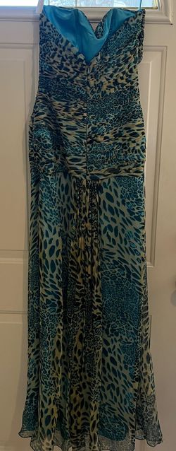Wow Blue Size 6 Military Floor Length Straight Dress on Queenly