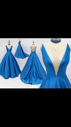 Jovani Couture Blue Size 8 Pageant Floor Length Ball gown on Queenly