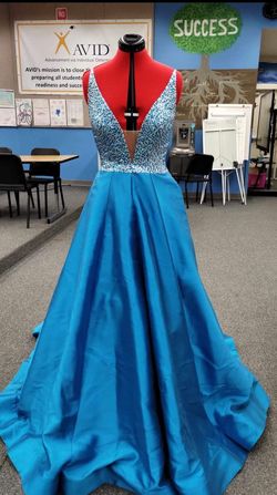 Jovani Couture Blue Size 8 Pageant Plunge Ball gown on Queenly