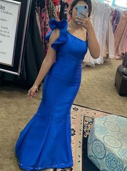 Portia and Scarlett Blue Size 2 One Shoulder Mermaid Dress on Queenly