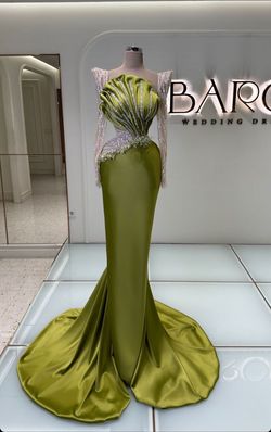 Style -1 Baron Green Size 4 Floor Length Long Sleeve Mermaid Dress on Queenly