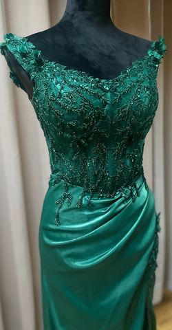 Cinderella Divine Green Size 4 Emerald Train Side slit Dress on Queenly