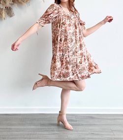 Style 1-1370608812-3471 En Saison Pink Size 4 Polyester Free Shipping Square Neck Cocktail Dress on Queenly