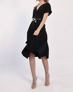 Style 1-3024243365-3855 MOLLY BRACKEN Black Size 0 Belt Cocktail Dress on Queenly