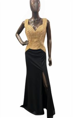Style 1-39855723-98 Black Label Black Tie Size 10 1-39855723-98 Floor Length Straight Dress on Queenly