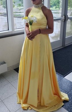 Sherri Hill Yellow Size 0 Short Height Floor Length Prom Pageant Ball gown on Queenly