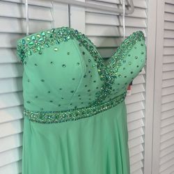Style 71503 Sparkle Green Size 14 Floor Length Military Strapless Straight Dress on Queenly
