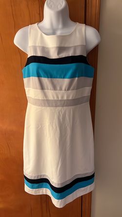 White House Black Market White Size 2 Square Neck Bridal Shower Cocktail Dress on Queenly