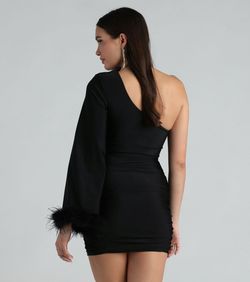 Style 05001-1769 Windsor Black Size 4 Bell Sleeves Feather Jewelled Cocktail Dress on Queenly