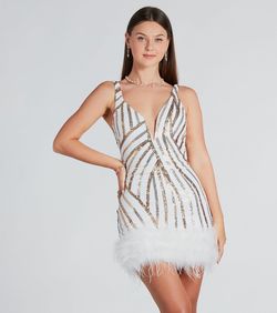 Style 05001-1605 Windsor White Size 4 Prom V Neck Plunge Mini Cocktail Dress on Queenly