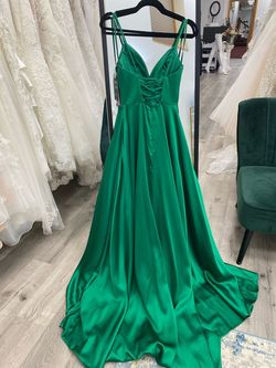 Style 10437 Dave and Johnny Green Size 0 Jersey Prom A-line Dress on Queenly