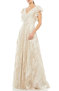Mac Duggal Nude Size 16 Floor Length Plus Size Ivory Lace Ball gown on Queenly