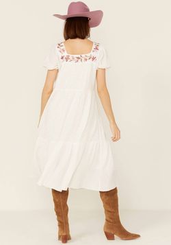 Style 1-2842625362-3236 Johnny Was White Size 4 Floral Mini Cocktail Dress on Queenly