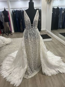 Jovani White Size 4 Wedding Plunge Straight Dress on Queenly