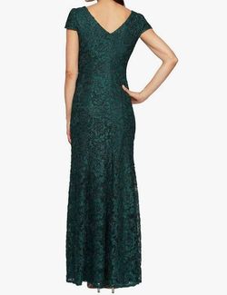 Style 1-1586917089-98 Alex Evenings Green Size 10 Black Tie Jersey Straight Dress on Queenly