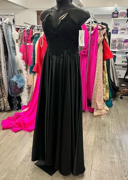 Style S10400 Faviana Black Size 14 Military Prom Spaghetti Strap Lace A-line Dress on Queenly