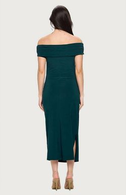 Style 1-344410708-3011 LAST TANGO Green Size 8 Tall Height Polyester Spandex Boat Neck Cocktail Dress on Queenly