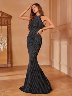 Style FSWD1932 Faeriesty Black Size 4 Halter Floor Length Mermaid Dress on Queenly
