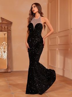 Style FSWD1931 Faeriesty Black Size 0 Military Jersey Sequined Floor Length Mermaid Dress on Queenly
