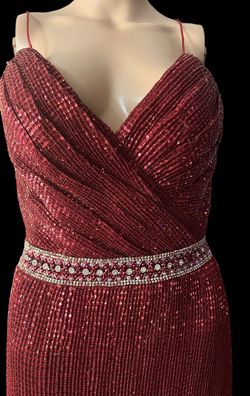 Camille La Vie Red Size 2 Plunge Tall Height Free Shipping Mermaid Dress on Queenly