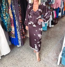 Style 1-3001495712-3236 young fabulous & broke Brown Size 4 Long Sleeve Tall Height Cocktail Dress on Queenly