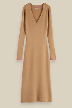 Style 1-4271440165-3471 SCOTCH & SODA Nude Size 4 V Neck Straight Free Shipping Cocktail Dress on Queenly