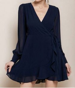 Style 1-987225530-3011 SOIEBLU Blue Size 8 Sleeves Navy Cocktail Dress on Queenly