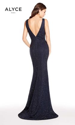 Style 60156 Alyce Paris Red Size 16 Plunge Black Tie Gray Straight Dress on Queenly