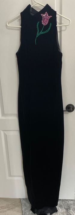 Nights by sherri Black Size 6 Medium Height Floor Length Prom A-line Dress on Queenly