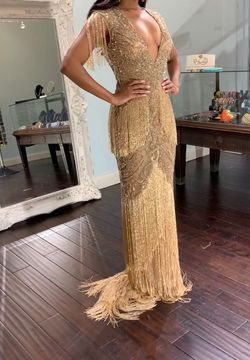Sherri Hill Gold Size 2 Plunge Medium Height Straight Dress on Queenly